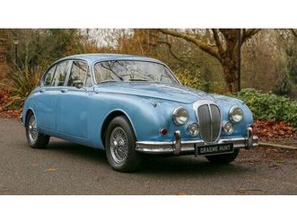 1966 daimler 250 v8 bleu automatique, 3 vitesses conduite...