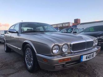 daimler double six petrol automatic