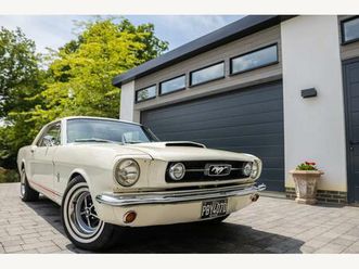 4.7 v8 coupe 4 speed automatic