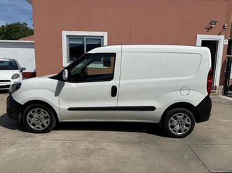 fiat doblo cargo easy março/21
