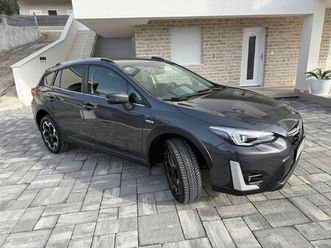 subaru xv - 4x4, hybrid, garancija!