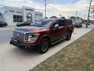 used 2017 nissan titan platinum reserve