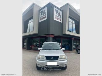 grand vitara 1.6i 16v 3p. con gancio traino