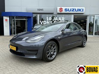 tesla model 3 standard rwd plus 60 kwh | €1000 inruilpremie ! | | btw | panorama dak | autopilot | €1000 inruilpremie !