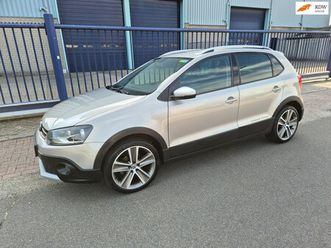 volkswagen-polo-1-2-tsi-cross-5-drs-172-680-km-clima-17-inch