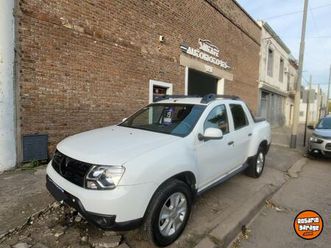 renault oroch 2019 2.0 nafta 6ta impecable