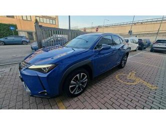 ux 300e fullelectric luxury