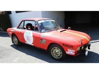 voiture de collection lancia