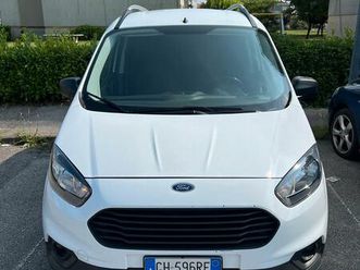 ford transit courier 2ªs - 2022
