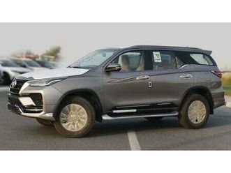 toyota fortuner sr5 plus 4.0l