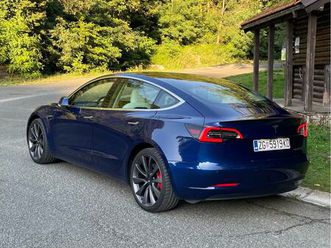 tesla model 3 performance, top stanje, 550hp, 77kwh, nove gume, 2019 god.