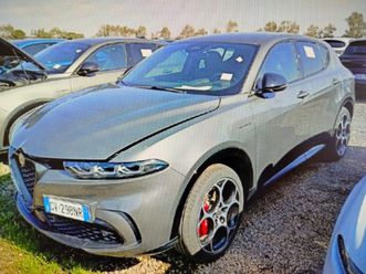 tonale tonale 1.3 280 cv phev at6 q4 veloce