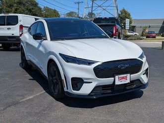 new 2025 ford mustang mach-e gt