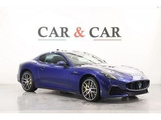 maserati granturismo 2023-> granturismo v6 550 cv awd trofeo