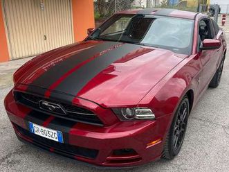 ford mustang 3.700cc - v6 - 306cv anno 2014