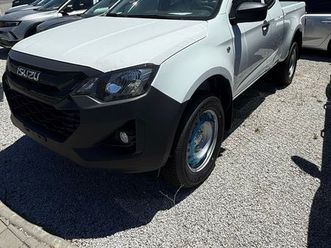 <li class=breadcrumbs-module_list-item__zg-6q isuzu d-max 1.9 ddi cl 4wd l atx </ol>