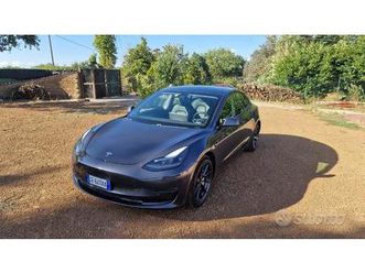 tesla model 3 - 2021