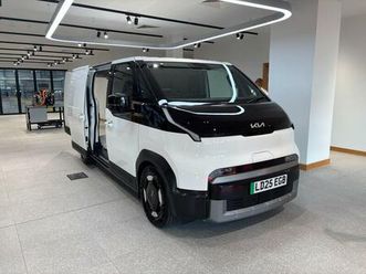 standard range 51.5kwh essential cargo panel van auto l2 5dr