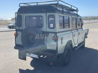 land rover santana diesel manuelle 1989 à agadir