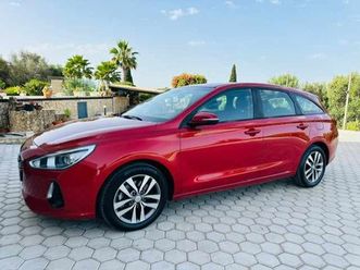 hyundai i30 1.0 t-gdi blue, 120cv