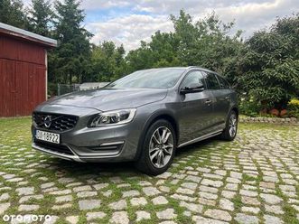 volvo v60 cross country d4 geartronic summum