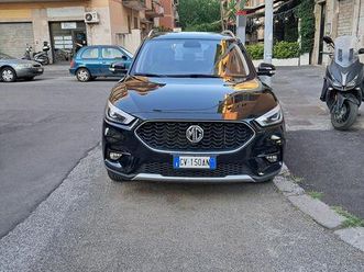 mg zs luxury