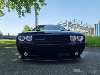 dodge challenger srt8 6.4l !!handschalter!!
