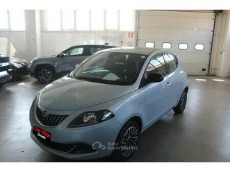 1.0 firefly 5 porte s&s hybrid platino