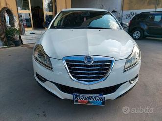 lancia delta 1.4 gpl full optional 2012