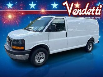 new 2025 gmc savana 2500 work van