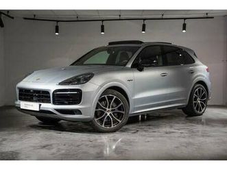 porsche cayenne e-hybrid (my22)