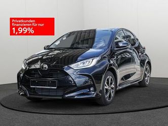 toyota yaris 1.5 hybrid teamplayer shz kamera acc led