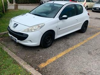 peugeot 206+ gpl