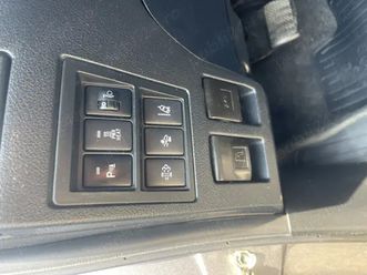 vand toyota hylux impecabil 2,4 diesel proprietar