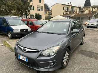 hyundai i30 1.6 crdi vgt 16v 90cv 5p. active