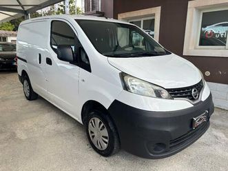 nissan nv200