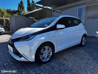toyota aygo 1.0 x-play plus+x-touch