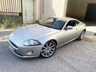 jaguar série - xk v8 4.2 l coupé