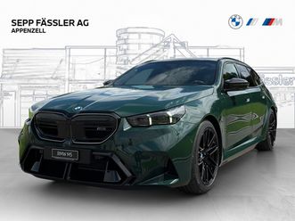 m5 xdrive touring