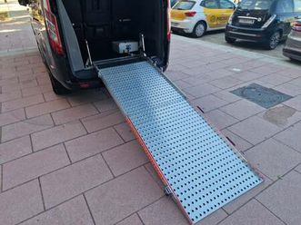 grand tourneo custom 2.0 ecoblue titanium x aut. 185