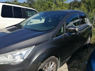 vettura usata in ottime condizioni.