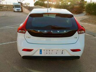 volvo v40 t2 momentum