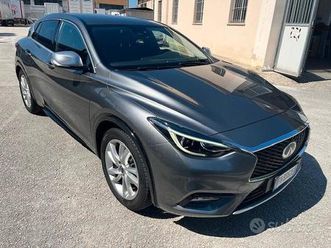 infiniti q30 1.5 diesel premium
