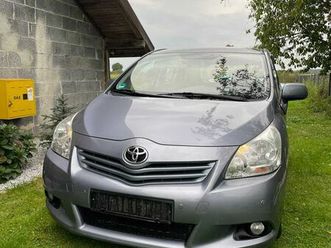 toyota verso 1.8 benzyna 2011r. lubiąż • olx.pl