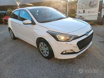 hyundai i20 1.2 84 cv 5 porte comfort