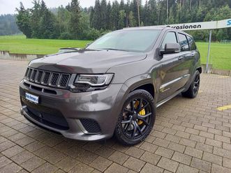 grand cherokee 6.2 v8 hemi trackhawk