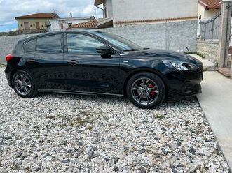 ford focus st line
