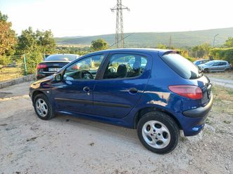 peugeot 206 dizel 2002 1.9 51kw ima klimu odlično stanje