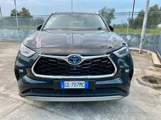 toyota highlander 2.5h awd-i e-cvt executive