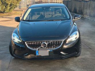 volvo v40 (2012-2020) - 2019